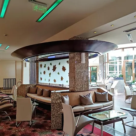 Carbona 105 Aparthotel