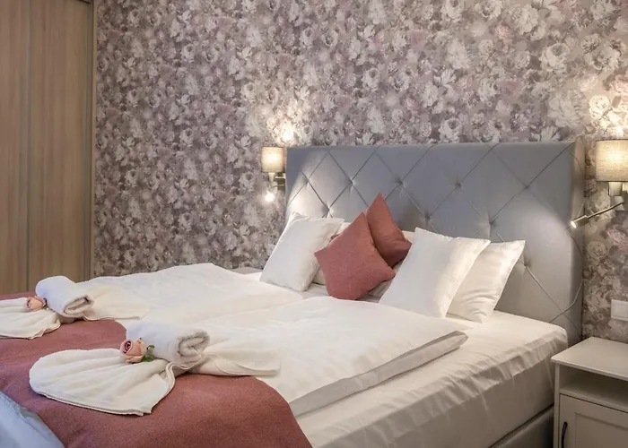 アパートホテル Carbona 105