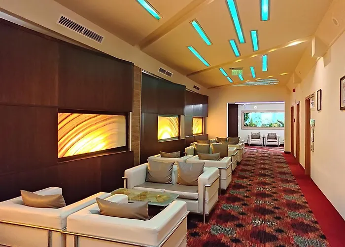 Carbona 105 アパートホテル