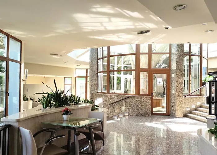 Carbona 105 アパートホテル ヘーヴィーズ